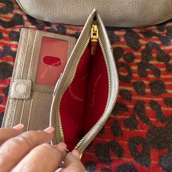 Hammitt🌺Beige Handbag and Wallet Set.
FIRM on price - Picture 3 of 11